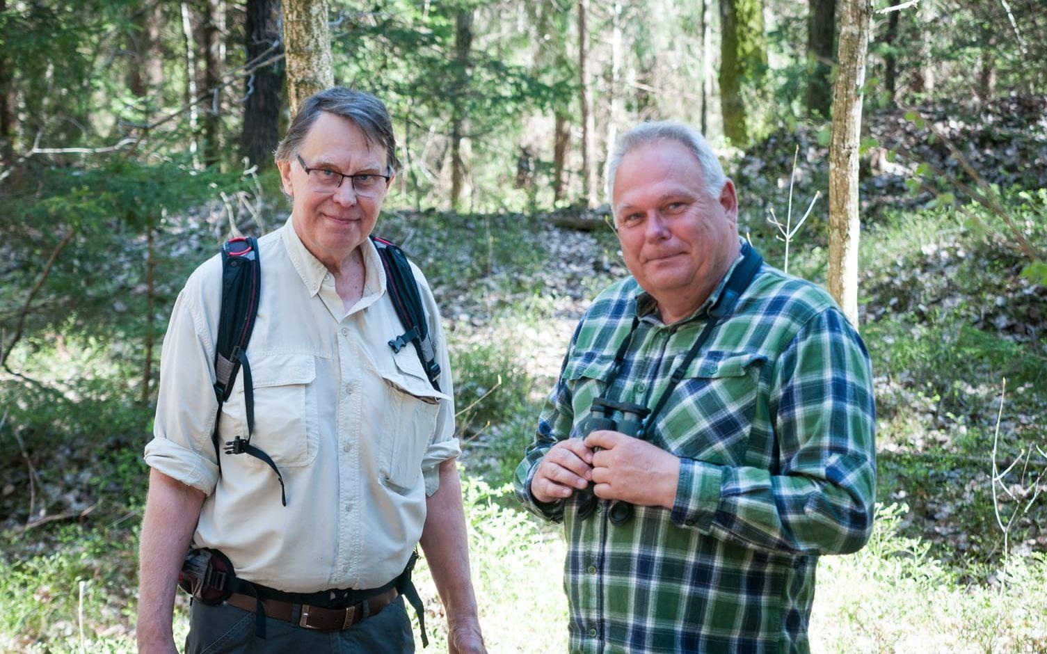 Mikael Sundström och Tommy Aronsson från Lerums naturskyddsförening motsätter sig gallringen.